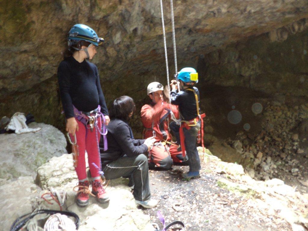 INITIATIONS POUR LES ENFANTS AU VIEUX MOUNOÏ