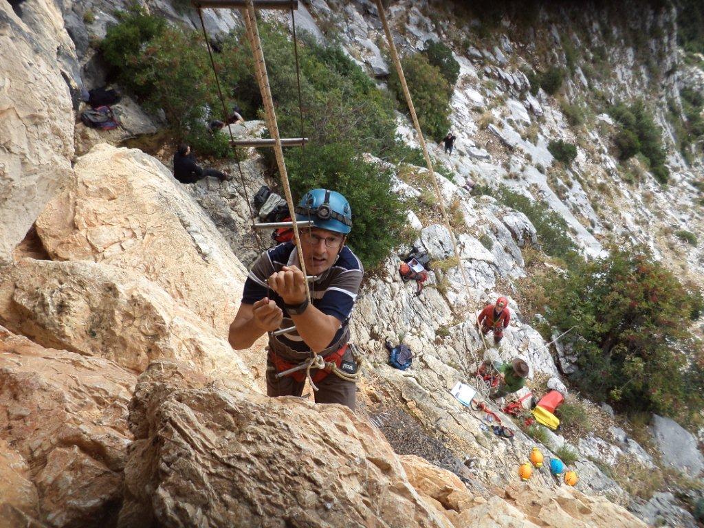 GROTTE AUX CHAMPIGNONS MASSIF SAINTE VICTOIRE