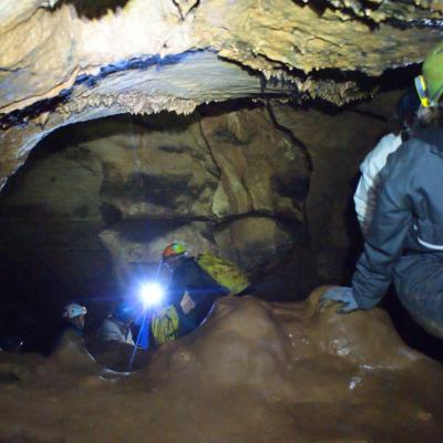 initiation spéléo à la grotte de Rampins