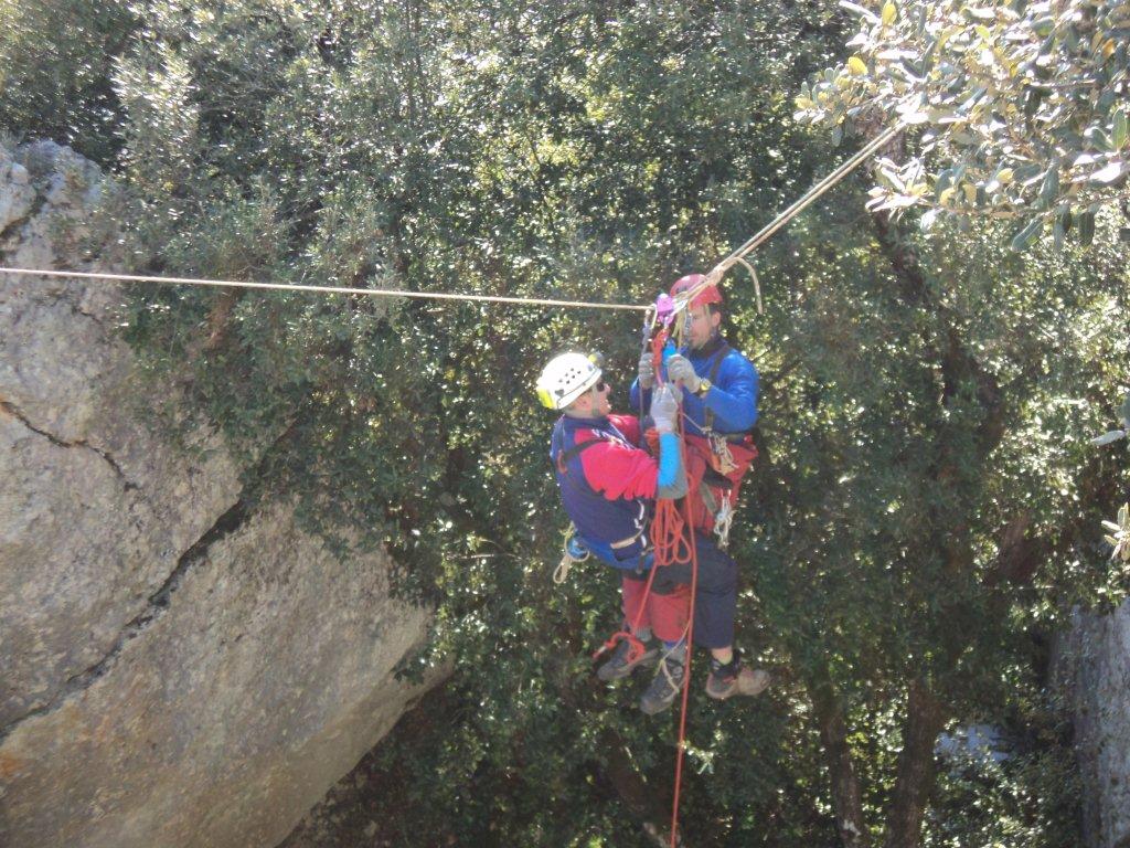 Exercice secours falaise du Gaudin st Baume 83