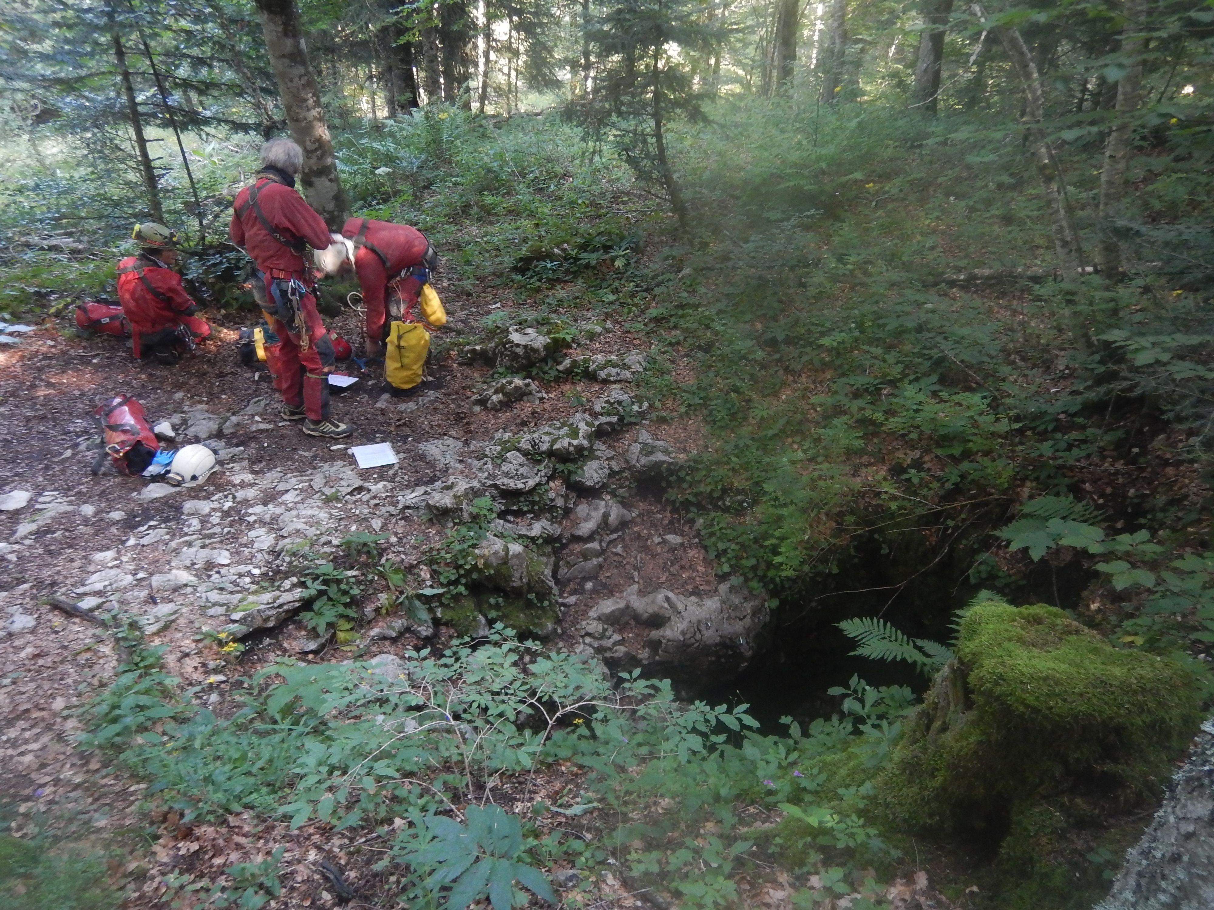 Scialet et grotte du Brudour