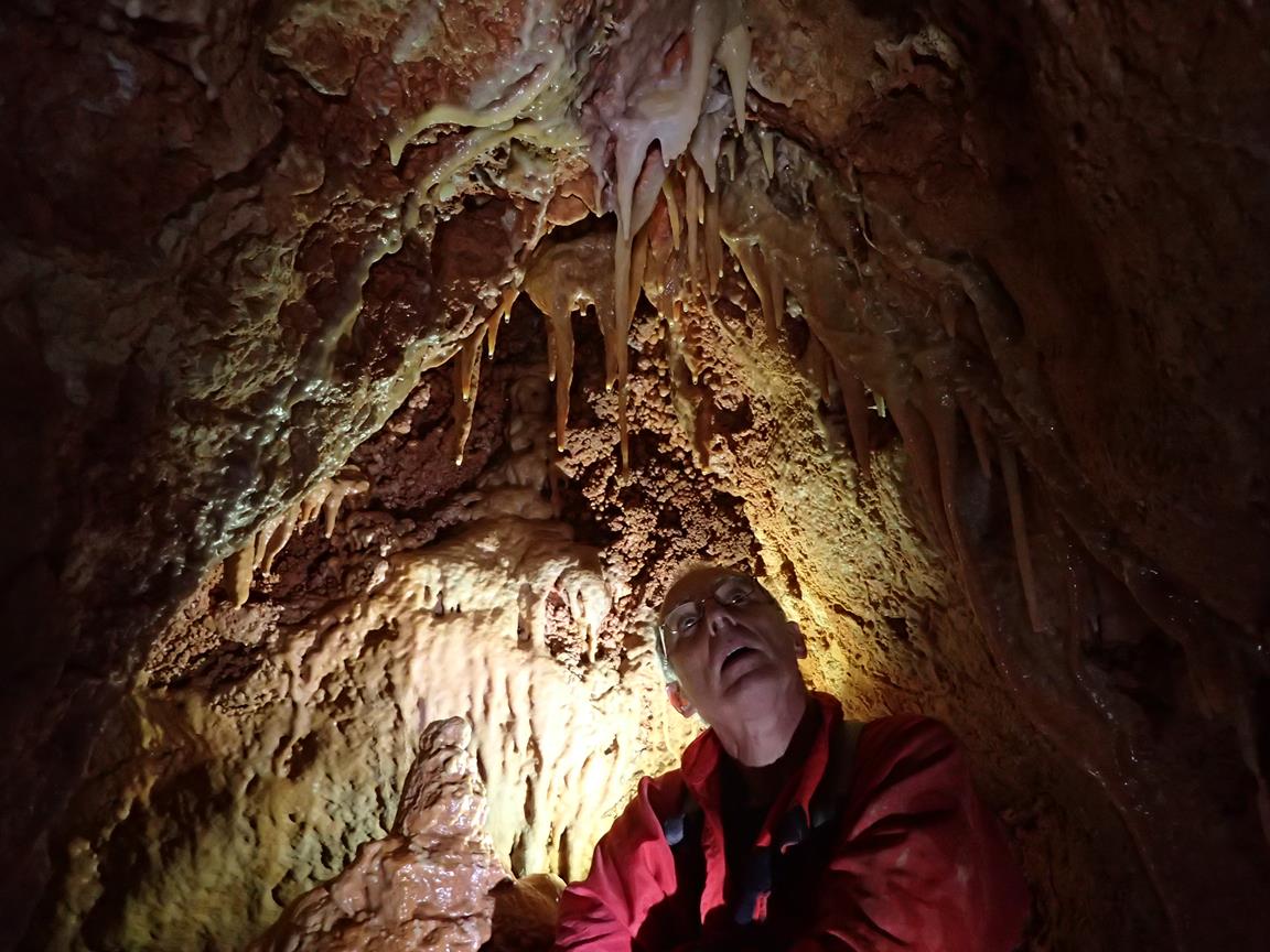 Escalade en artificiel dans le puits de 50m st Victoire