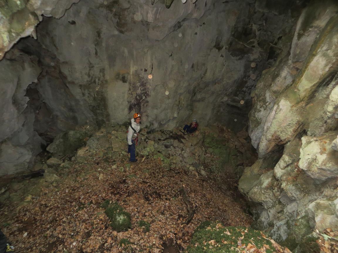 initiations aux  gouffres des 4 chênes st Baume