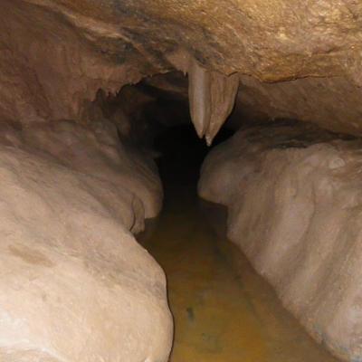 INITIATION A LA SPELEOLOGIE