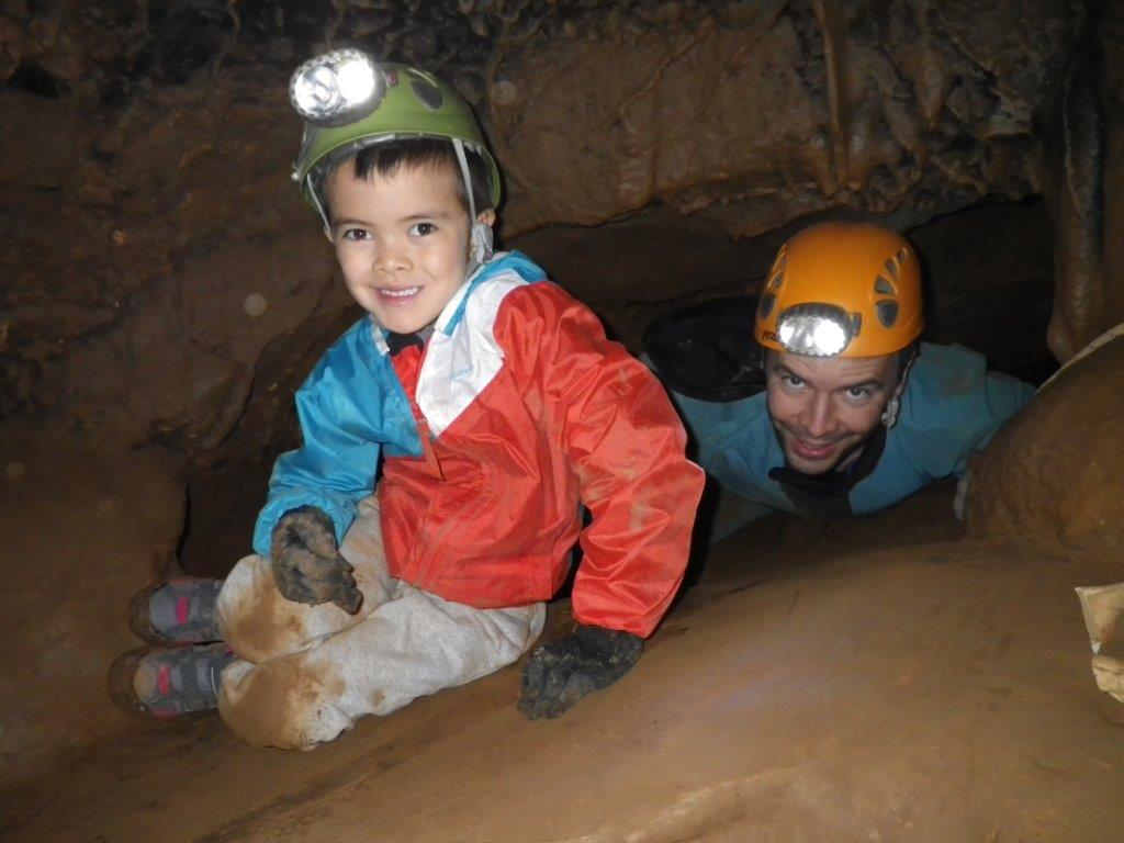 INITIATION A LA SPELEOLOGIE