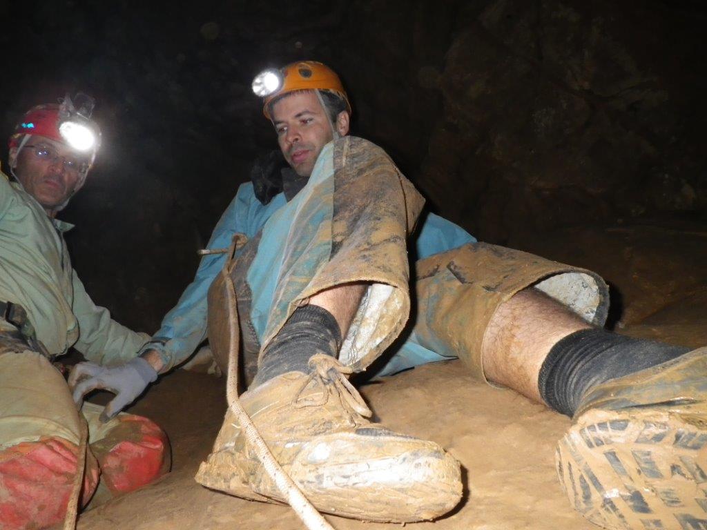 INITIATION A LA SPELEOLOGIE