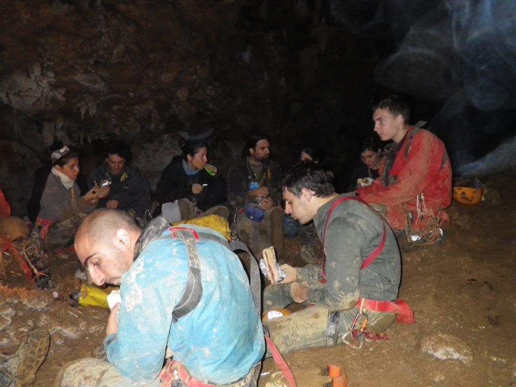 INITIATION A LA SPELEOLOGIE Mai 2015