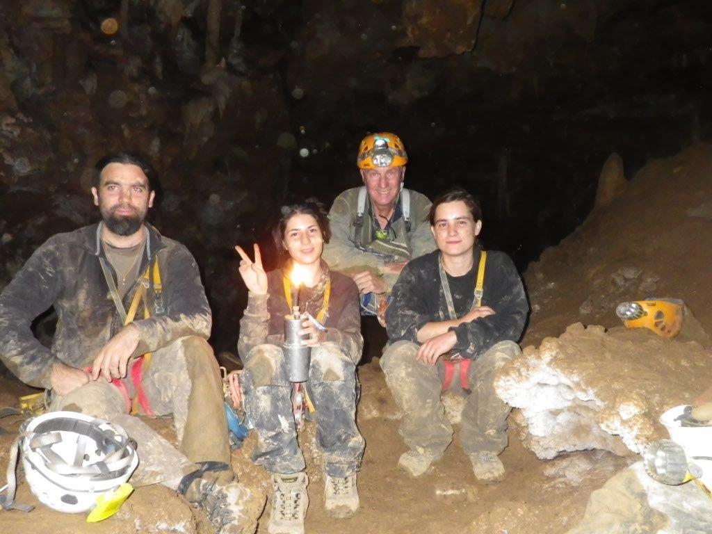 INITIATION A LA SPELEOLOGIE Mai 2015