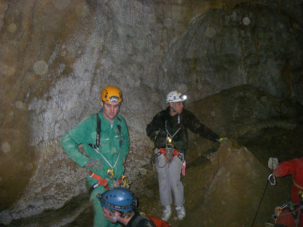 initiation à la spéléologie grotte de saint eucher
