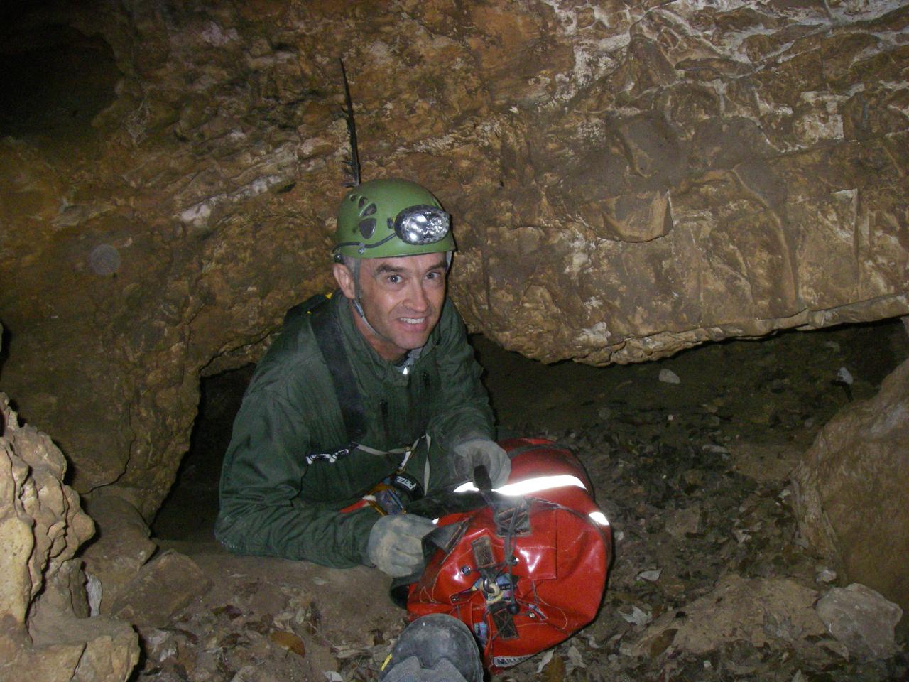 INITIATION A LA SPELEOLOGIE SPORTIVE