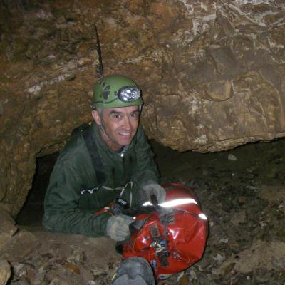 INITIATION A LA SPELEOLOGIE SPORTIVE