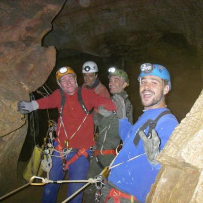 INITIATION A LA SPELEOLOGIE SPORTIVE