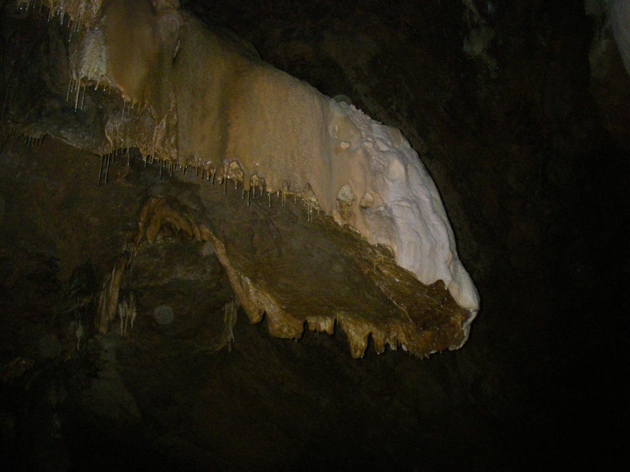 INITIATION A LA SPELEOLOGIE SPORTIVE