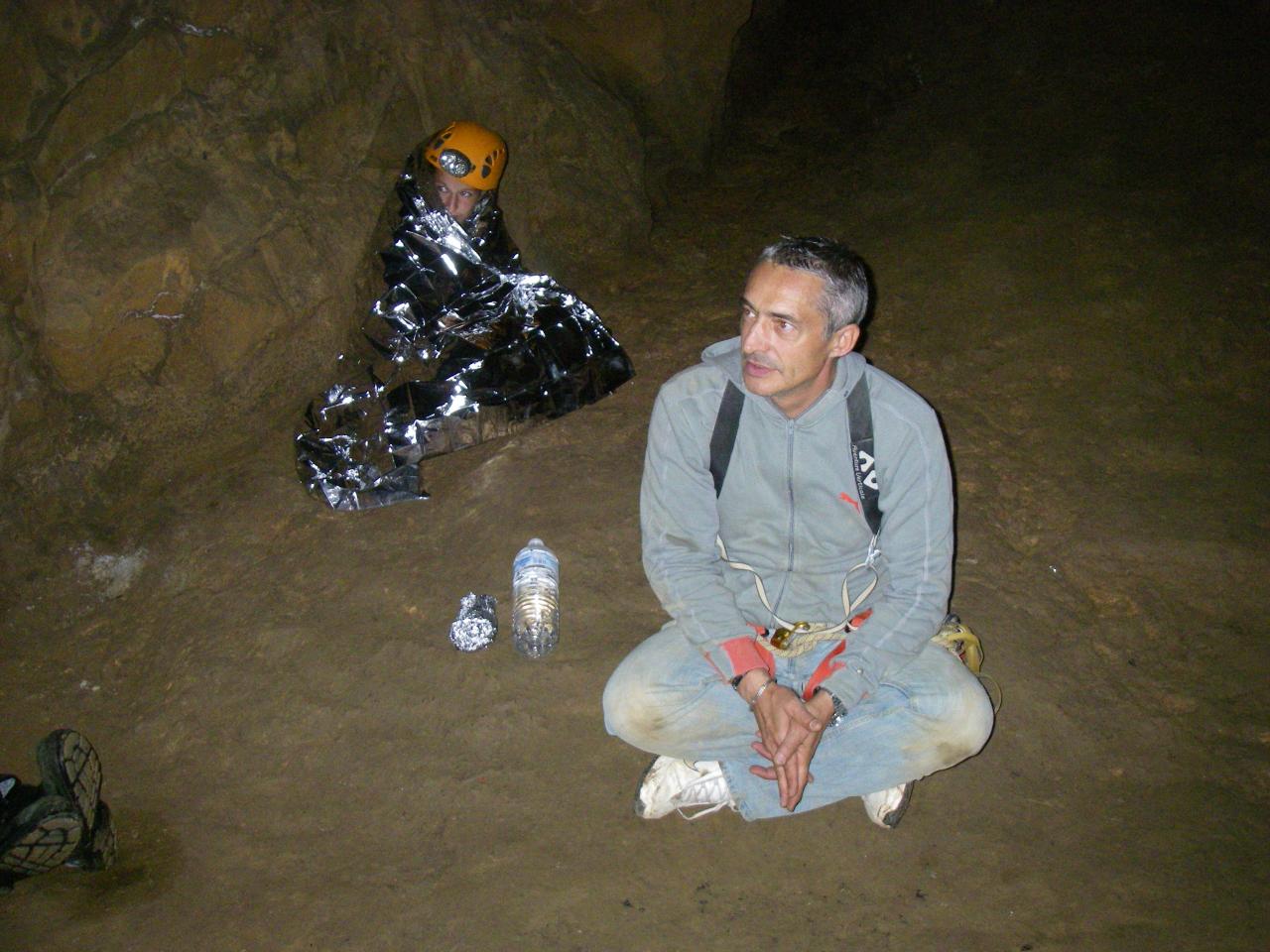 INITIATION A LA SPELEOLOGIE SPORTIVE