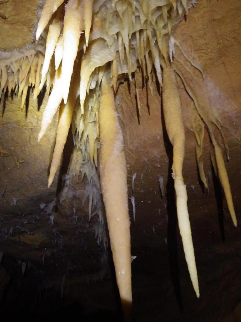  Gouffre l'eau delà du lac à la galerie du cheval de noûte