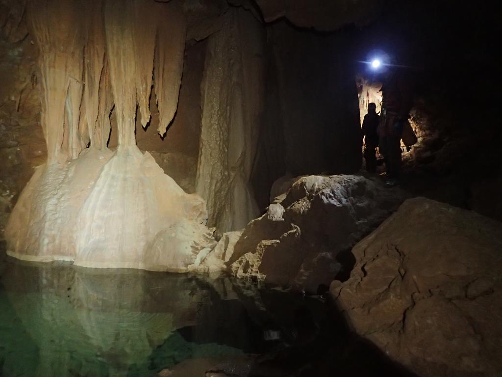 Exploration Gouffre de l'eau delà